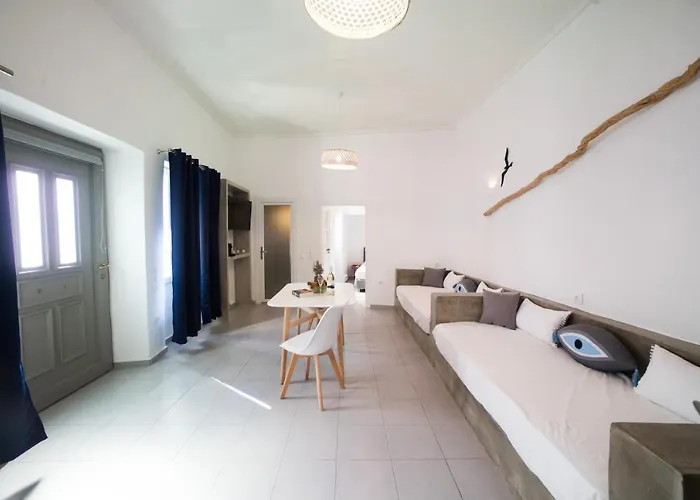 New In The Heart Of - 3 * Mykonos Town