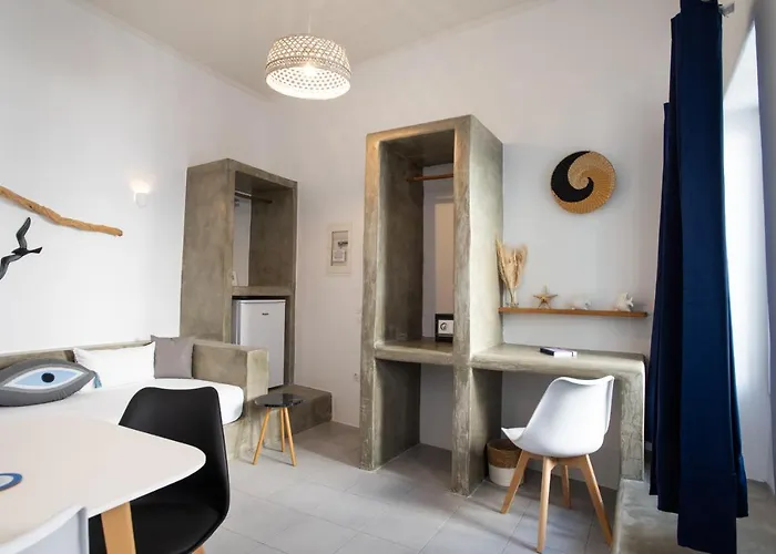 New In The Heart Of - 3 * Mykonos Town